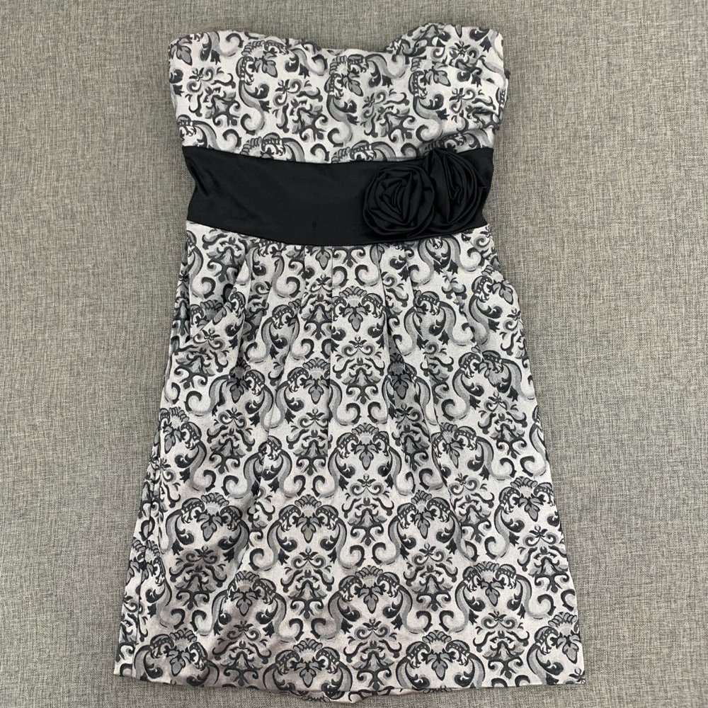 Speechless Evening Strapless Dress Size 5 Formal Wear Black Gray‎ 3D Bow Pockets